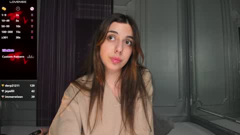 EVA online show from December 15, 2024, 1:57 am