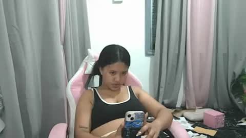 Snapshot of boobsypinay_zhein chatting on March 18, 2026, 11:57 am boobsypinay_zhein online show from March 18, 2026, 11:57 am