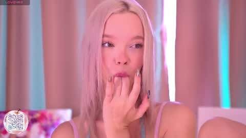Snapshot of boobybliss chatting on July 12, 2026, 8:16 am Alina online show from July 12, 2026, 8:16 am