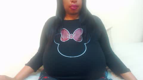 Snapshot of boobyqueen24 chatting on May 15, 2026, 1:29 pm boobyqueen online show from May 15, 2026, 1:29 pm