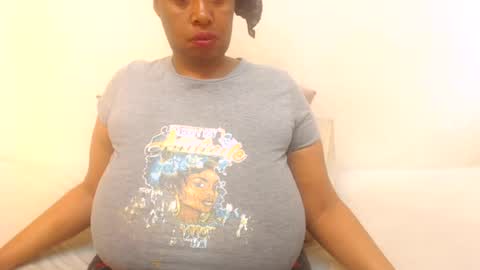 Snapshot of boobyqueen24 chatting on July 13, 2026, 8:06 am boobyqueen online show from July 13, 2026, 8:06 am