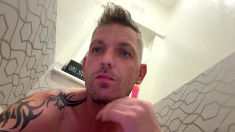 Snapshot of boomfxx1985 chatting on November 1, 2025, 11:51 pm boomfxx1985 online show from November 1, 2025, 11:51 pm