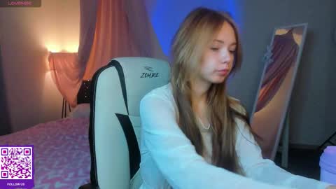 Milena online show from September 22, 2025, 2:13 am