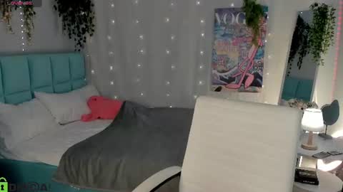 Snapshot of booozekirs_ chatting on July 9, 2026, 2:59 am Milena online show from July 9, 2026, 2:59 am