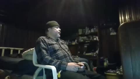 Snapshot of booshy chatting on December 6, 2024, 12:05 pm Booshwa online show from December 6, 2024, 12:05 pm