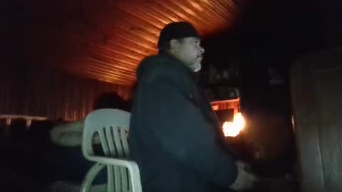 Snapshot of booshy chatting on December 10, 2024, 5:50 am Booshwa online show from December 10, 2024, 5:50 am