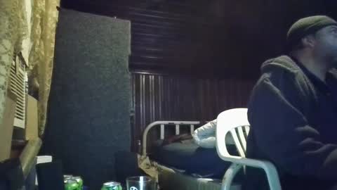 Snapshot of booshy chatting on December 23, 2024, 5:49 am Booshwa online show from December 23, 2024, 5:49 am