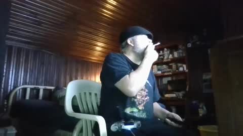 Snapshot of booshy chatting on January 8, 2025, 7:24 am Booshwa online show from January 8, 2025, 7:24 am