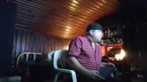 Snapshot of booshy chatting on January 27, 2025, 2:53 am Booshwa online show from January 27, 2025, 2:53 am