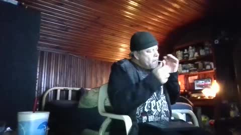 Snapshot of booshy chatting on February 7, 2025, 2:19 am Booshwa online show from February 7, 2025, 2:19 am