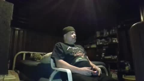 Snapshot of booshy chatting on October 24, 2025, 7:27 am Booshwa online show from October 24, 2025, 7:27 am