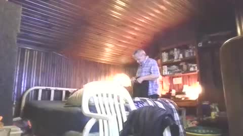 Snapshot of booshy chatting on November 3, 2025, 5:09 am Booshwa online show from November 3, 2025, 5:09 am