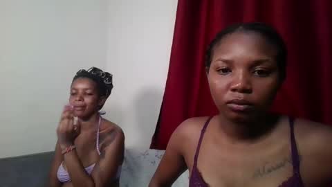 bootie_caramel online show from April 19, 2026, 10:36 am
