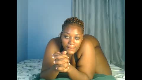 sandrah online show from October 7, 2025, 3:58 am