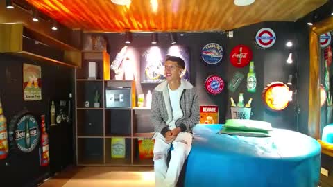 boranget online show from October 12, 2025, 11:09 am