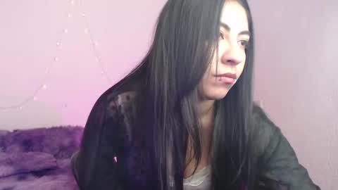 Alicia online show from May 5, 2026, 3:58 am