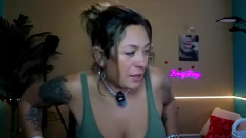 Snapshot of bossyroxy84 chatting on February 22, 2026, 3:21 pm bossyroxy84 online show from February 22, 2026, 3:21 pm