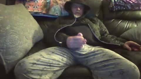 bostonguy1969 online show from March 1, 2025, 6:03 am