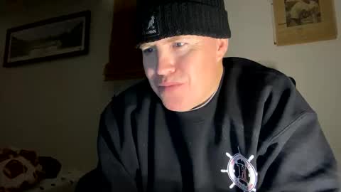 bostonirish45 online show from February 11, 2026, 4:17 am