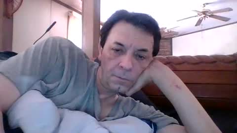 Snapshot of bottomcdforoldersc chatting on January 24, 2025, 7:07 pm James online show from January 24, 2025, 7:07 pm