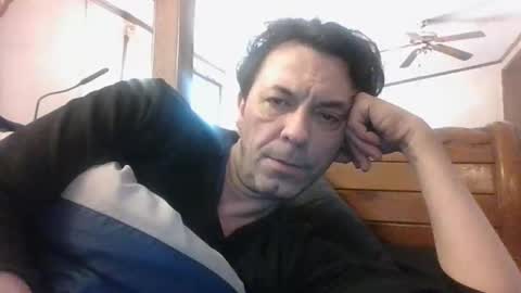 Snapshot of bottomcdforoldersc chatting on February 2, 2026, 6:17 pm James online show from February 2, 2026, 6:17 pm