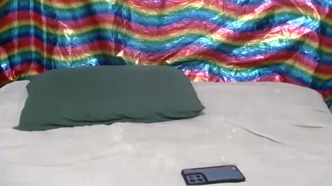 bottomdaddy4you online show from November 3, 2025, 4:41 pm