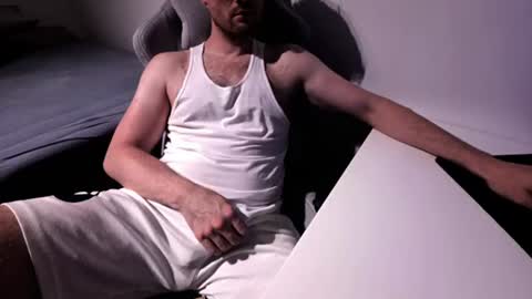 Snapshot of bottomtsinner chatting on July 27, 2026, 12:39 am bottomtsinner online show from July 27, 2026, 12:39 am