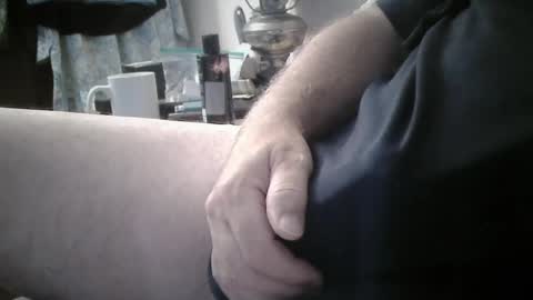 Snapshot of bourbon1965 chatting on July 9, 2026, 12:09 pm Bourbon online show from July 9, 2026, 12:09 pm