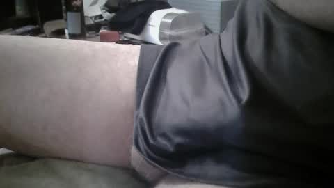 Snapshot of bourbon1965 chatting on July 10, 2026, 6:21 pm Bourbon online show from July 10, 2026, 6:21 pm