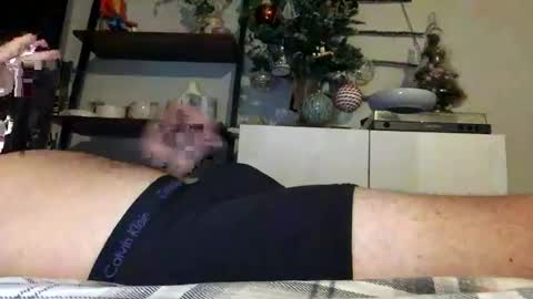 boxerbro123 online show from November 25, 2025, 8:09 pm