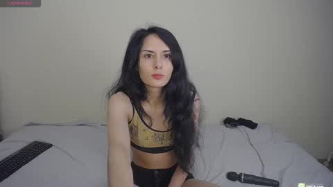 Helen  online show from September 28, 2025, 4:56 pm