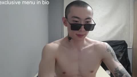 boxman556990 online show from June 3, 2026, 4:26 am