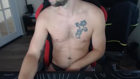 boy_t0y89 online show from October 13, 2025, 12:16 pm