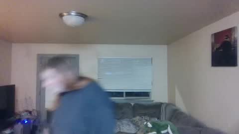 clay online show from November 19, 2025, 2:11 am