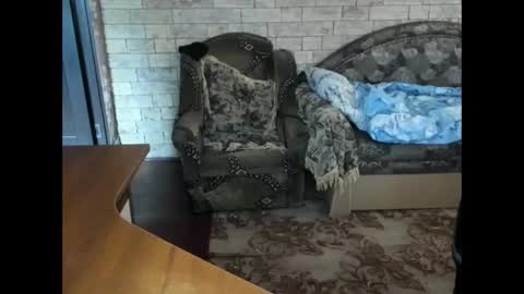 BoyApollon online show from October 20, 2025, 1:00 pm