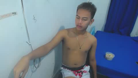 Snapshot of boyax16 chatting on January 2, 2025, 10:37 am boyax16 online show from January 2, 2025, 10:37 am