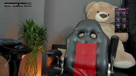 Snapshot of boyc02_ chatting on February 25, 2025, 11:55 pm boyc02_ online show from February 25, 2025, 11:55 pm