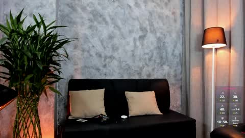 boyc02_ online show from April 4, 2026, 2:58 pm