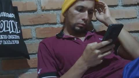 Snapshot of boycumlatino21 chatting on February 2, 2026, 2:32 am Boy online show from February 2, 2026, 2:32 am