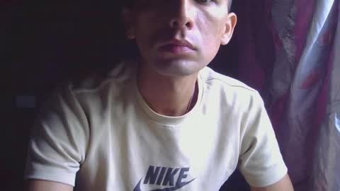 Boy online show from May 11, 2026, 3:29 pm