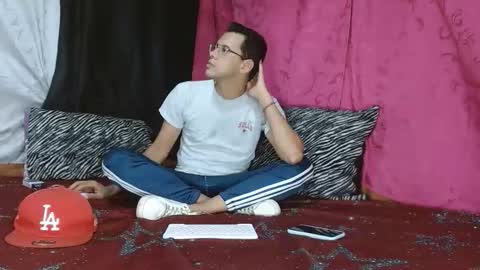 boyfantasies_11 online show from December 4, 2025, 1:59 am