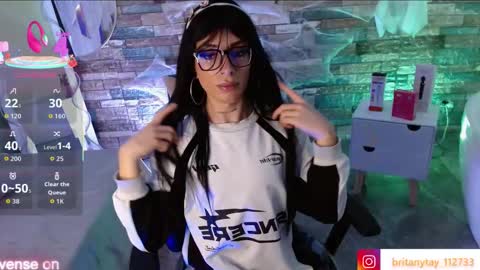 boyfox_tay online show from October 13, 2025, 3:50 am