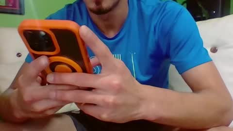 Snapshot of boyfriend_fuckme chatting on May 15, 2026, 3:41 pm Felipe online show from May 15, 2026, 3:41 pm