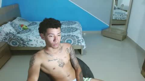 boyhot_sw online show from February 8, 2025, 7:48 am