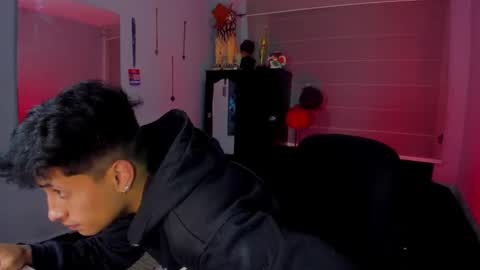 miguel  online show from January 28, 2025, 3:25 am