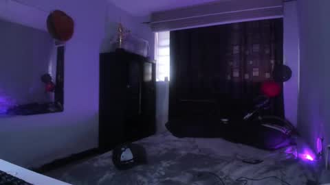 miguel  online show from February 28, 2025, 8:28 pm