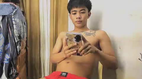 Snapshot of boynextdoor4ux chatting on July 27, 2026, 1:01 am HI IM JAMES DONT FORGET GIVE ME THUMBS UP AND JOIN TO MY FANCLUB online show from July 27, 2026, 1:01 am