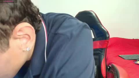 Snapshot of boyshots6331 chatting on February 15, 2026, 5:26 am boyshots6331 online show from February 15, 2026, 5:26 am