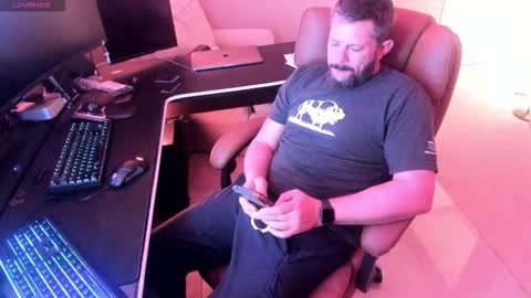 Snapshot of boytoyfrindles chatting on March 2, 2026, 11:28 am boytoyfrindles online show from March 2, 2026, 11:28 am