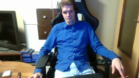 bponie1 online show from December 25, 2024, 2:03 am